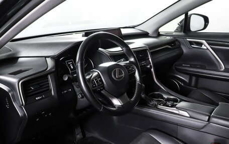 Lexus RX IV рестайлинг, 2019 год, 3 590 000 рублей, 15 фотография