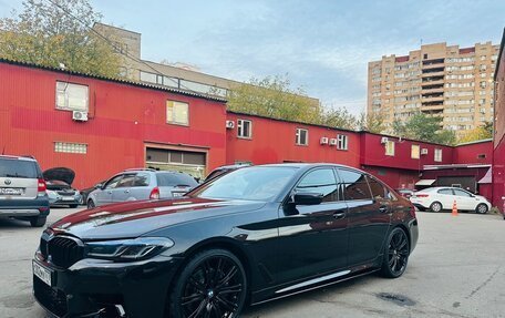 BMW 5 серия, 2018 год, 2 900 000 рублей, 2 фотография
