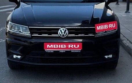 Volkswagen Tiguan II, 2019 год, 2 540 000 рублей, 3 фотография