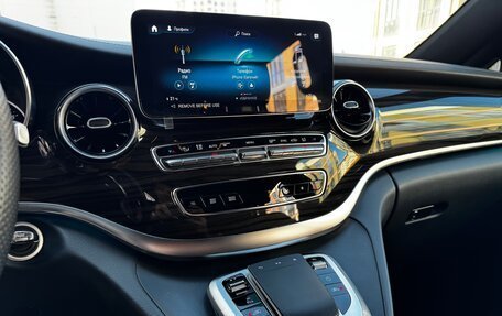 Mercedes-Benz V-Класс, 2022 год, 7 950 000 рублей, 20 фотография