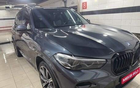 BMW X5, 2022 год, 9 000 000 рублей, 3 фотография