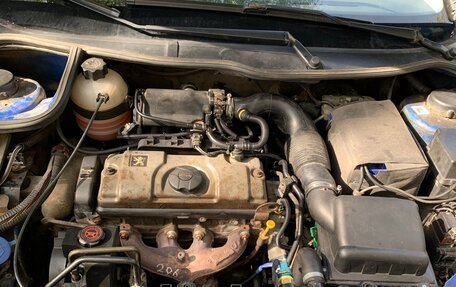 Peugeot 206, 1999 год, 238 000 рублей, 7 фотография