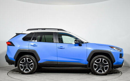 Toyota RAV4, 2019 год, 3 150 000 рублей, 4 фотография