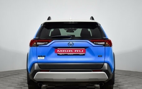 Toyota RAV4, 2019 год, 3 150 000 рублей, 6 фотография