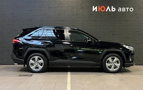 Toyota RAV4, 2019 год, 2 961 000 рублей, 4 фотография