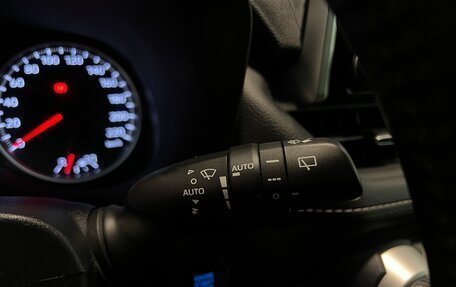 Toyota RAV4, 2019 год, 2 961 000 рублей, 21 фотография