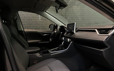 Toyota RAV4, 2019 год, 2 961 000 рублей, 11 фотография