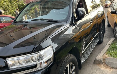 Toyota Land Cruiser 200, 2016 год, 5 350 000 рублей, 6 фотография