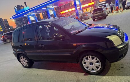 Ford Fusion I, 2004 год, 285 000 рублей, 3 фотография