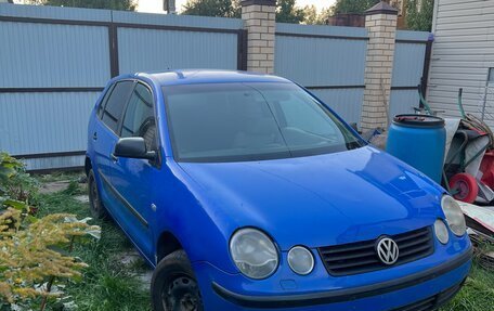 Volkswagen Polo IV рестайлинг, 2003 год, 73 000 рублей, 3 фотография