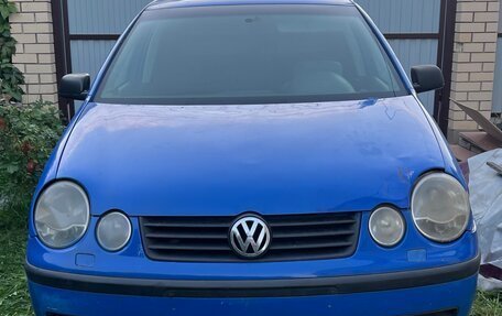 Volkswagen Polo IV рестайлинг, 2003 год, 73 000 рублей, 18 фотография