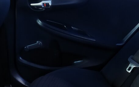 Toyota Corolla, 2011 год, 750 000 рублей, 11 фотография