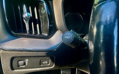 Volvo XC60 II, 2019 год, 3 600 000 рублей, 10 фотография