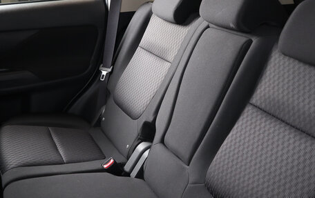 Mitsubishi Outlander III рестайлинг 3, 2015 год, 1 979 000 рублей, 20 фотография
