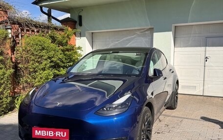 Tesla Model Y I, 2021 год, 3 550 000 рублей, 1 фотография