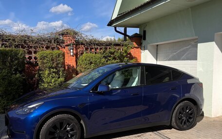 Tesla Model Y I, 2021 год, 3 550 000 рублей, 3 фотография