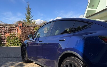 Tesla Model Y I, 2021 год, 3 550 000 рублей, 7 фотография