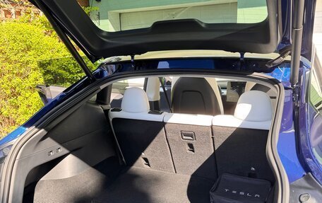Tesla Model Y I, 2021 год, 3 550 000 рублей, 33 фотография