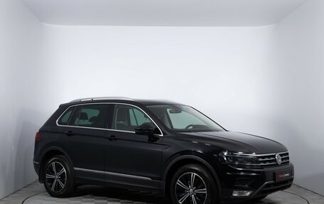 Volkswagen Tiguan II, 2017 год, 2 530 000 рублей, 3 фотография