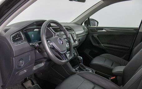 Volkswagen Tiguan II, 2017 год, 2 530 000 рублей, 10 фотография