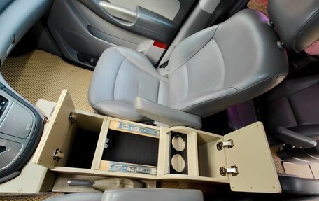 Hyundai Grand Starex Grand Starex I рестайлинг 2, 2012 год, 1 960 000 рублей, 7 фотография