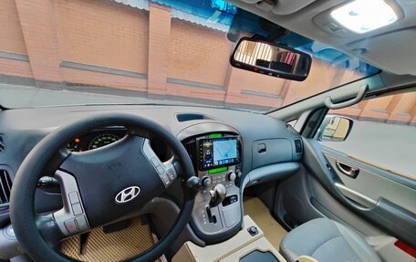 Hyundai Grand Starex Grand Starex I рестайлинг 2, 2012 год, 1 960 000 рублей, 5 фотография