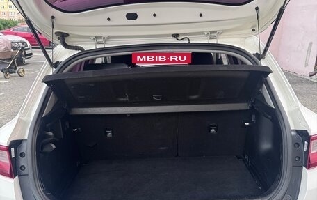 KIA Stonic, 2017 год, 1 200 000 рублей, 4 фотография
