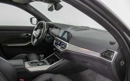 BMW 3 серия, 2019 год, 3 590 000 рублей, 9 фотография