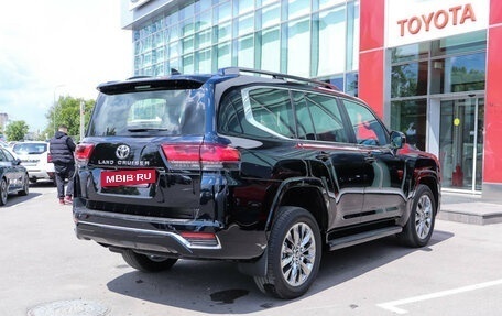 Toyota Land Cruiser, 2024 год, 15 490 000 рублей, 25 фотография