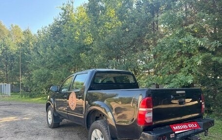 Toyota Hilux VII, 2014 год, 1 100 000 рублей, 2 фотография