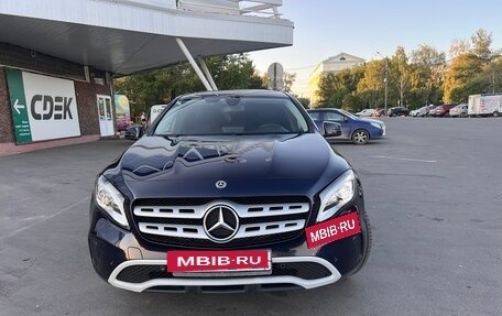Mercedes-Benz GLA, 2017 год, 1 750 000 рублей, 19 фотография