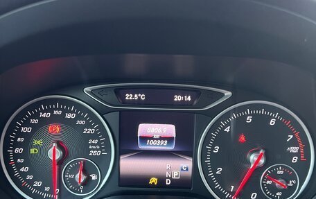 Mercedes-Benz GLA, 2017 год, 1 750 000 рублей, 25 фотография