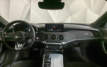 KIA Stinger I, 2021 год, 3 255 000 рублей, 10 фотография