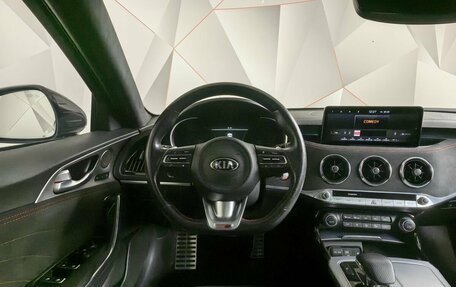 KIA Stinger I, 2021 год, 3 255 000 рублей, 15 фотография
