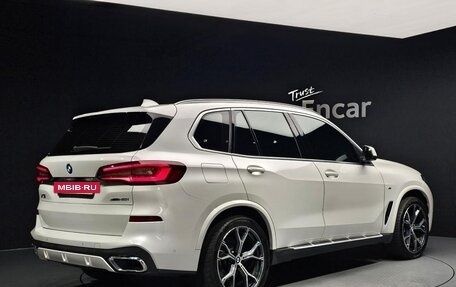 BMW X5, 2022 год, 7 830 000 рублей, 2 фотография