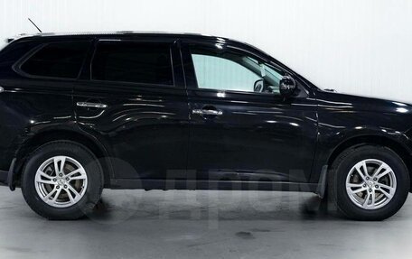 Mitsubishi Outlander III рестайлинг 3, 2013 год, 1 245 000 рублей, 6 фотография