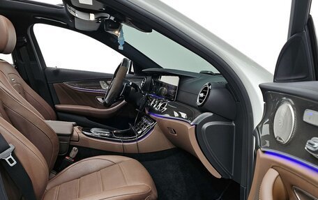 Mercedes-Benz E-Класс AMG, 2021 год, 6 400 010 рублей, 18 фотография