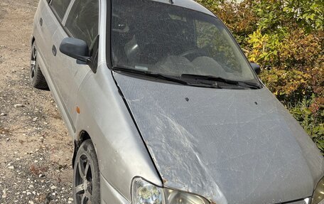 Mitsubishi Space Star I рестайлинг, 1999 год, 110 000 рублей, 1 фотография