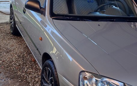 Hyundai Accent II, 2010 год, 700 000 рублей, 1 фотография