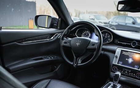 Maserati Quattroporte VI, 2015 год, 2 800 000 рублей, 2 фотография