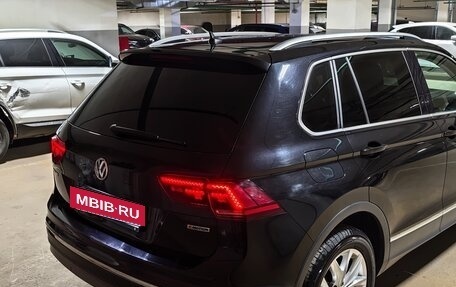Volkswagen Tiguan II, 2018 год, 2 400 000 рублей, 6 фотография