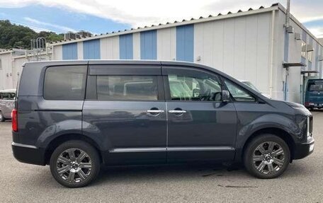 Mitsubishi Delica D:5 I, 2022 год, 3 150 000 рублей, 5 фотография