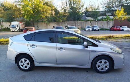 Toyota Prius, 2010 год, 900 000 рублей, 15 фотография