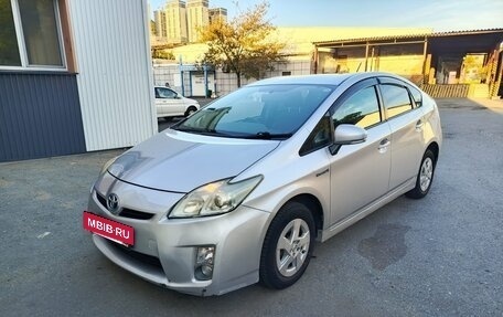 Toyota Prius, 2010 год, 900 000 рублей, 12 фотография
