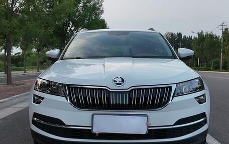 Skoda Karoq I, 2021 год, 1 800 000 рублей, 2 фотография