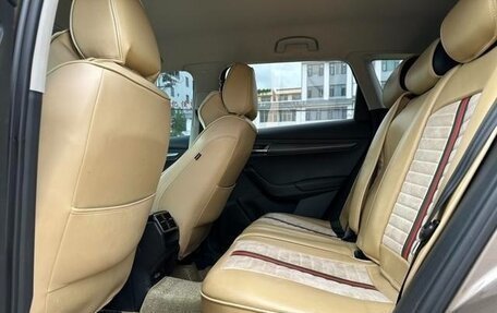 Skoda Karoq I, 2021 год, 1 800 000 рублей, 8 фотография