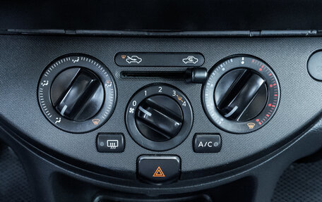 Nissan Note II рестайлинг, 2007 год, 482 000 рублей, 26 фотография
