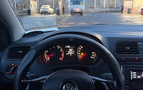 Volkswagen Polo VI (EU Market), 2019 год, 1 100 000 рублей, 18 фотография
