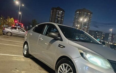 KIA Rio III рестайлинг, 2015 год, 700 000 рублей, 2 фотография