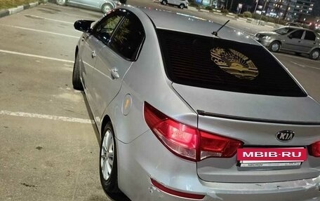 KIA Rio III рестайлинг, 2015 год, 700 000 рублей, 4 фотография